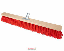 Щітка вулична для прибирання  60см з металевим кріпленням